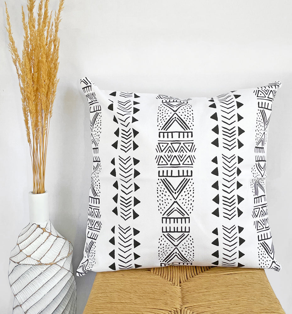 Black and White Illustrated Throw Pillow Cover 18x18